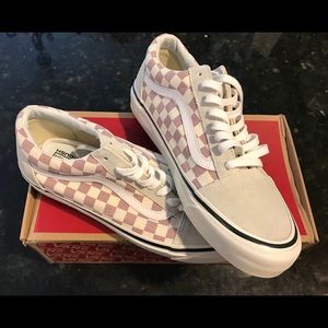 Mens LIMITED EDITION Pink Checkered Old Skool Vans